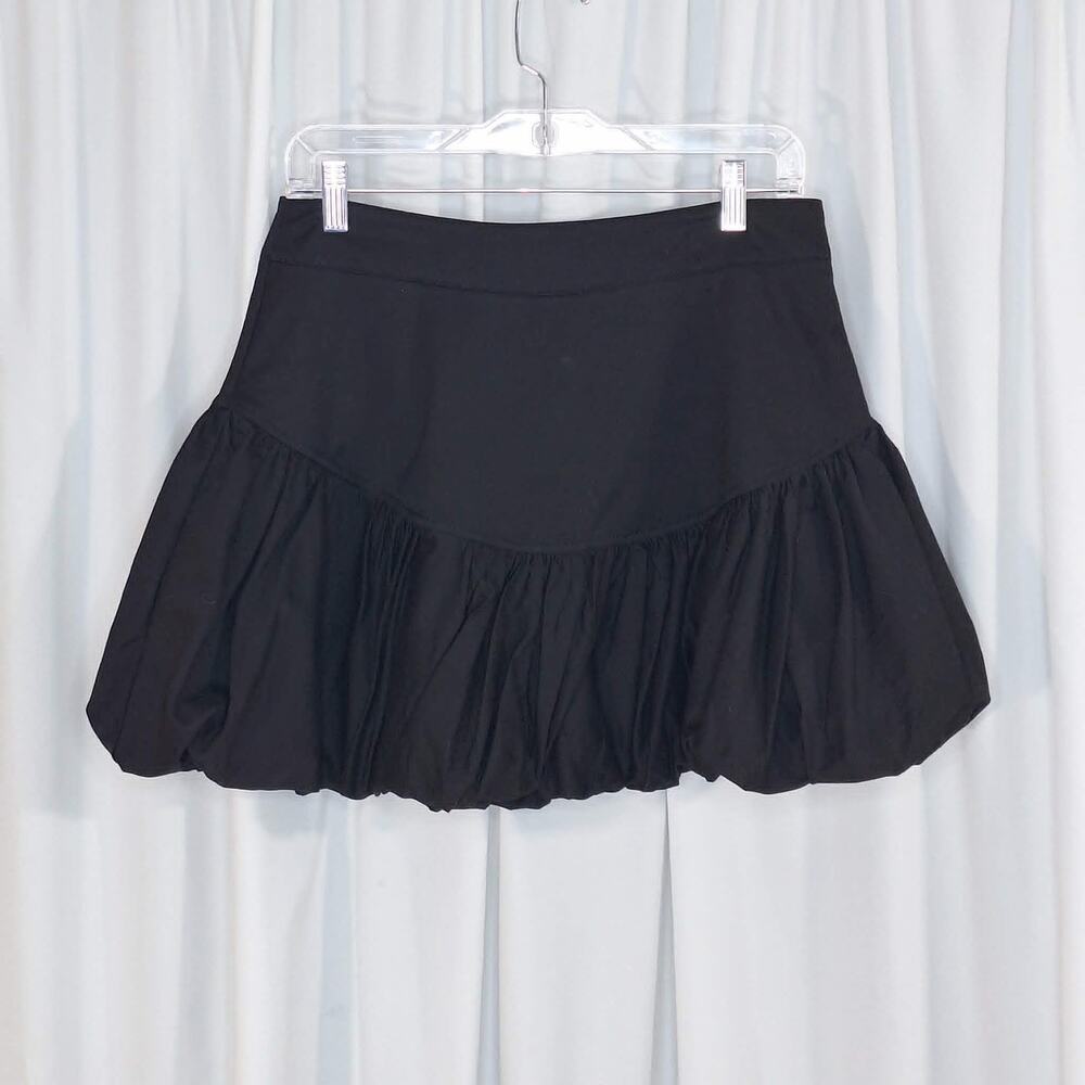 Urban Revivo Black Bubble Skirt M/6 Structure Mini Side Zip NWT Y2K Indie Sleaze
